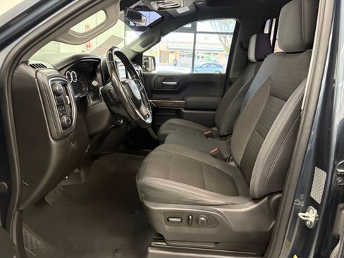 Used 2019 Chevrolet Silverado 1500 2WD Double Cab RST image 11