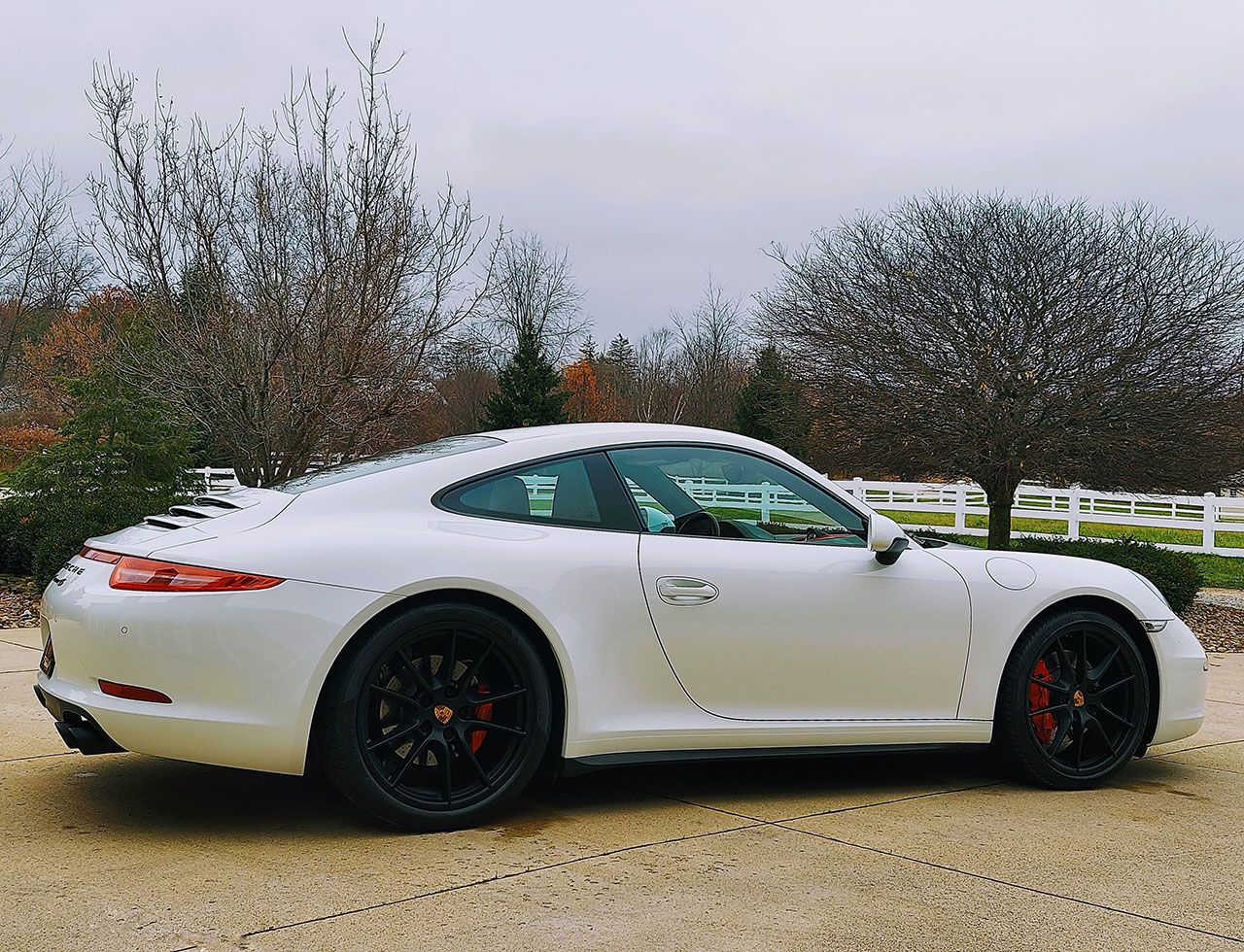 Used 2013 Porsche 911 Carrera 4S Coupe AWD/4WD image 17