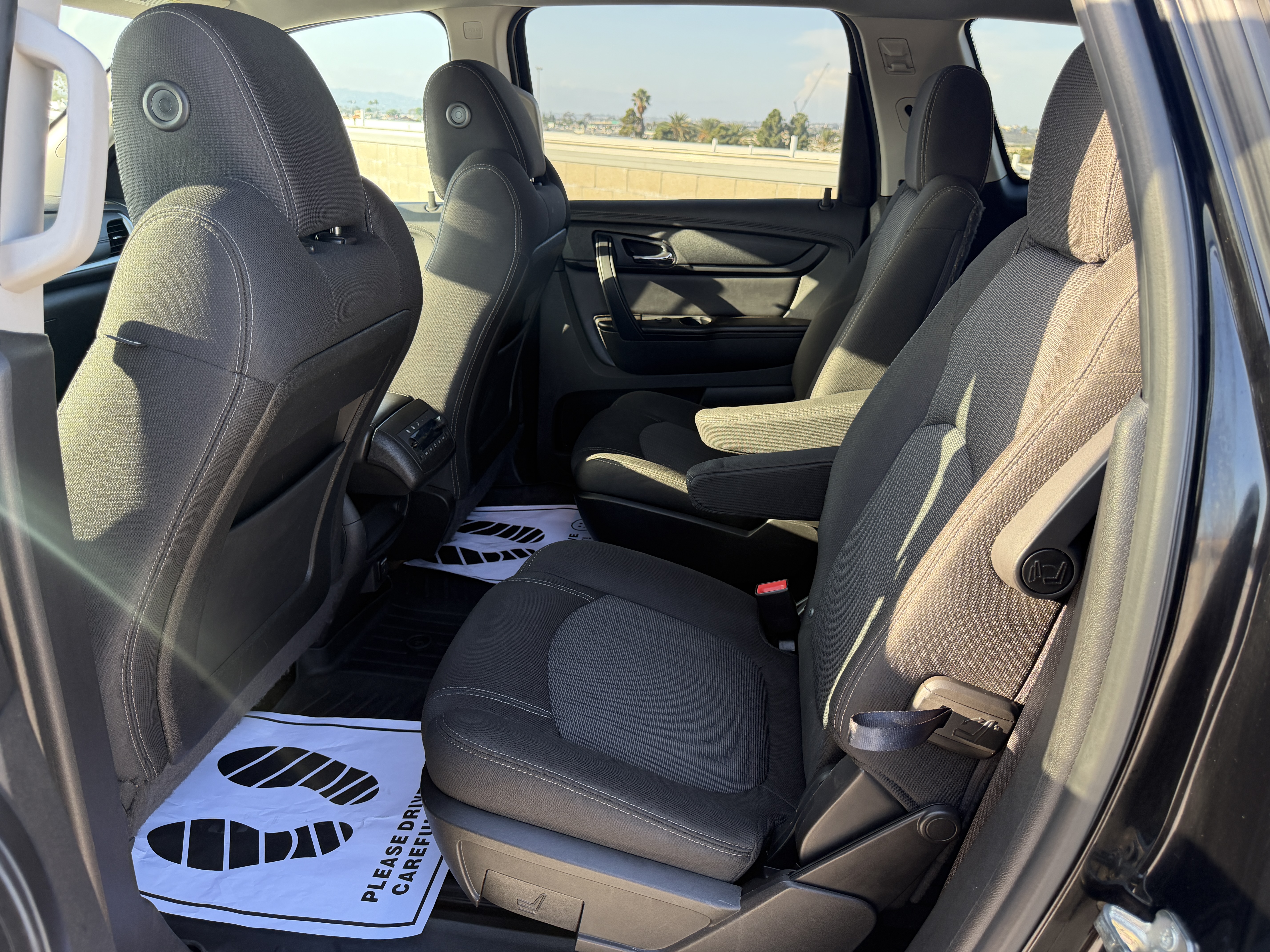 Used 2016 Chevrolet Traverse FWD LT w/ 2LT image 32