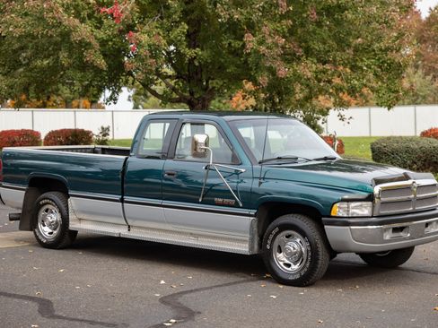 Used 1996 Dodge Ram 2500 Truck SLT image 9