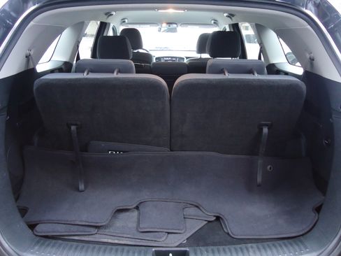 Used 2019 Kia Sorento LX image 12