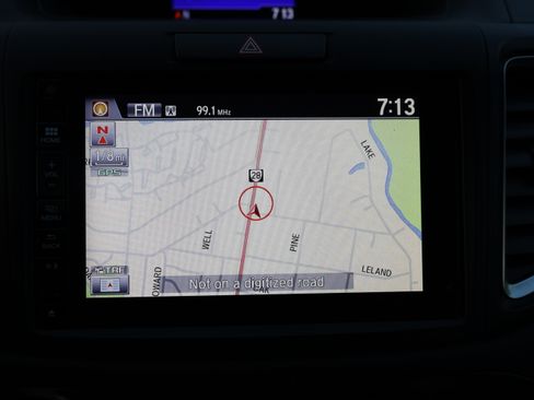 Used 2016 Honda CR-V Touring image 19