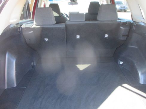 Used 2021 Toyota RAV4 AWD LE image 13