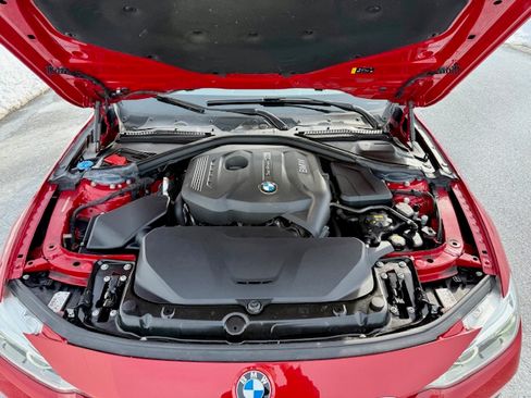 Used 2018 BMW 330i xDrive image 34