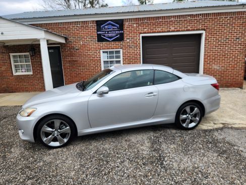 Used 2010 Lexus IS 250C image 22