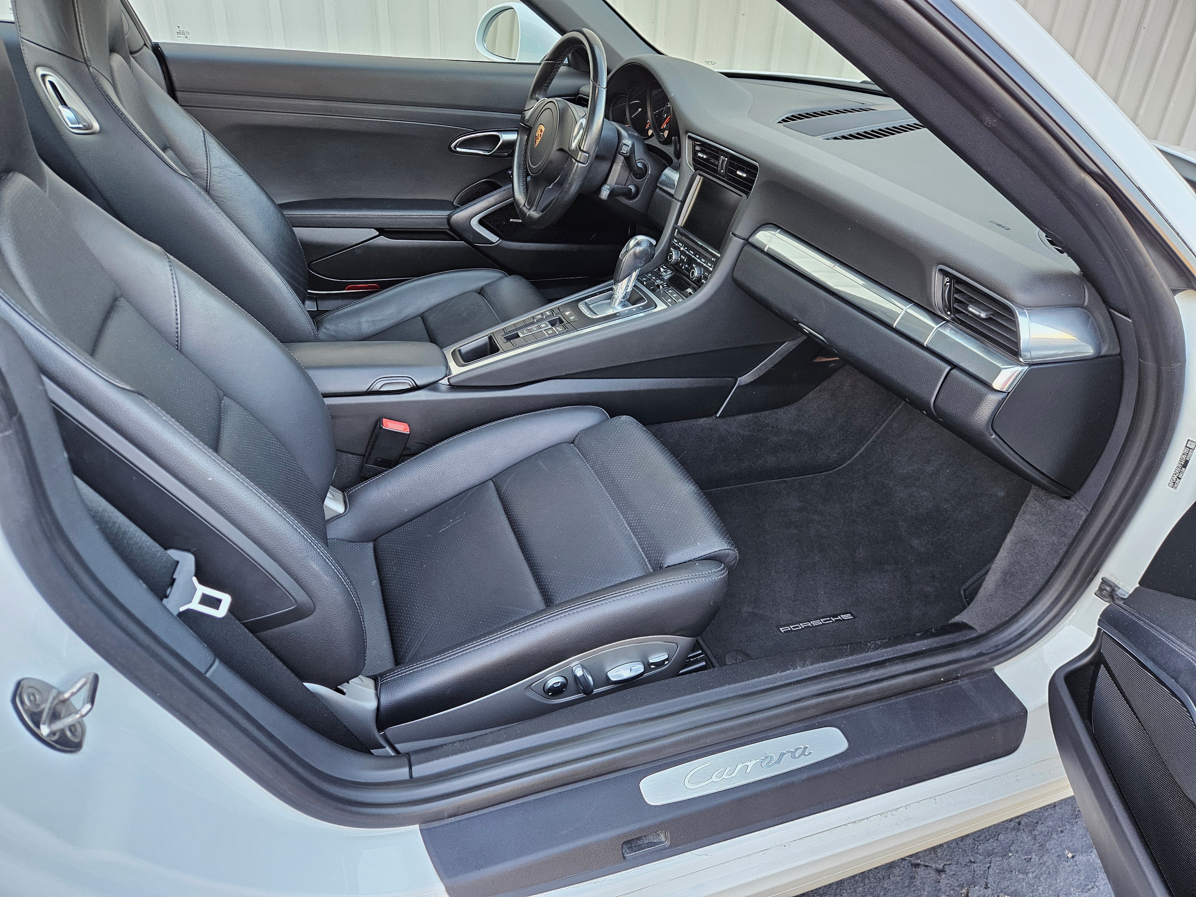 Used 2015 Porsche 911 Carrera Coupe RWD image 9