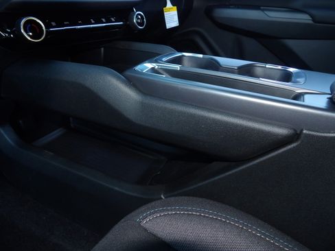 New 2026 Chevrolet Equinox EV LT image 20