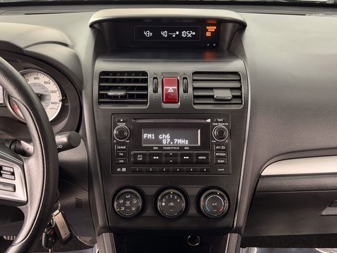 Used 2013 Subaru Impreza 2.0i Premium image 13