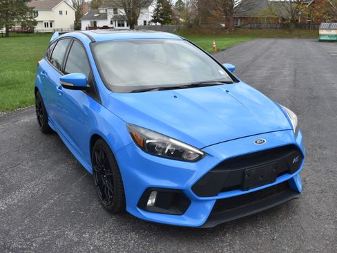 Used 2017 Ford Focus RS AWD/4WD image 23