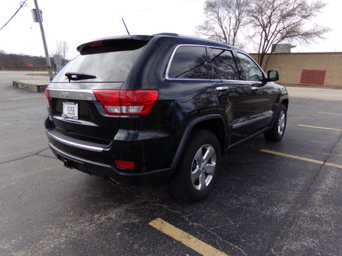 Used 2011 Jeep Grand Cherokee Limited image 5