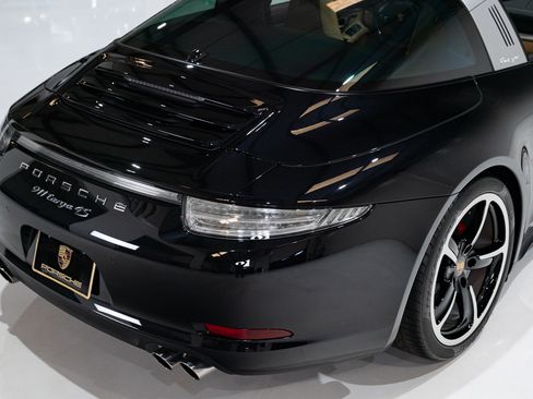 Used 2015 Porsche 911 Targa 4S image 51