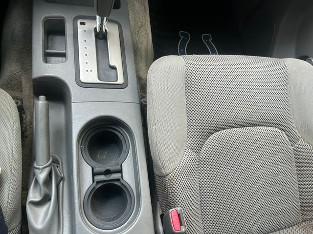Used 2012 Nissan Frontier 2WD Crew Cab image 13