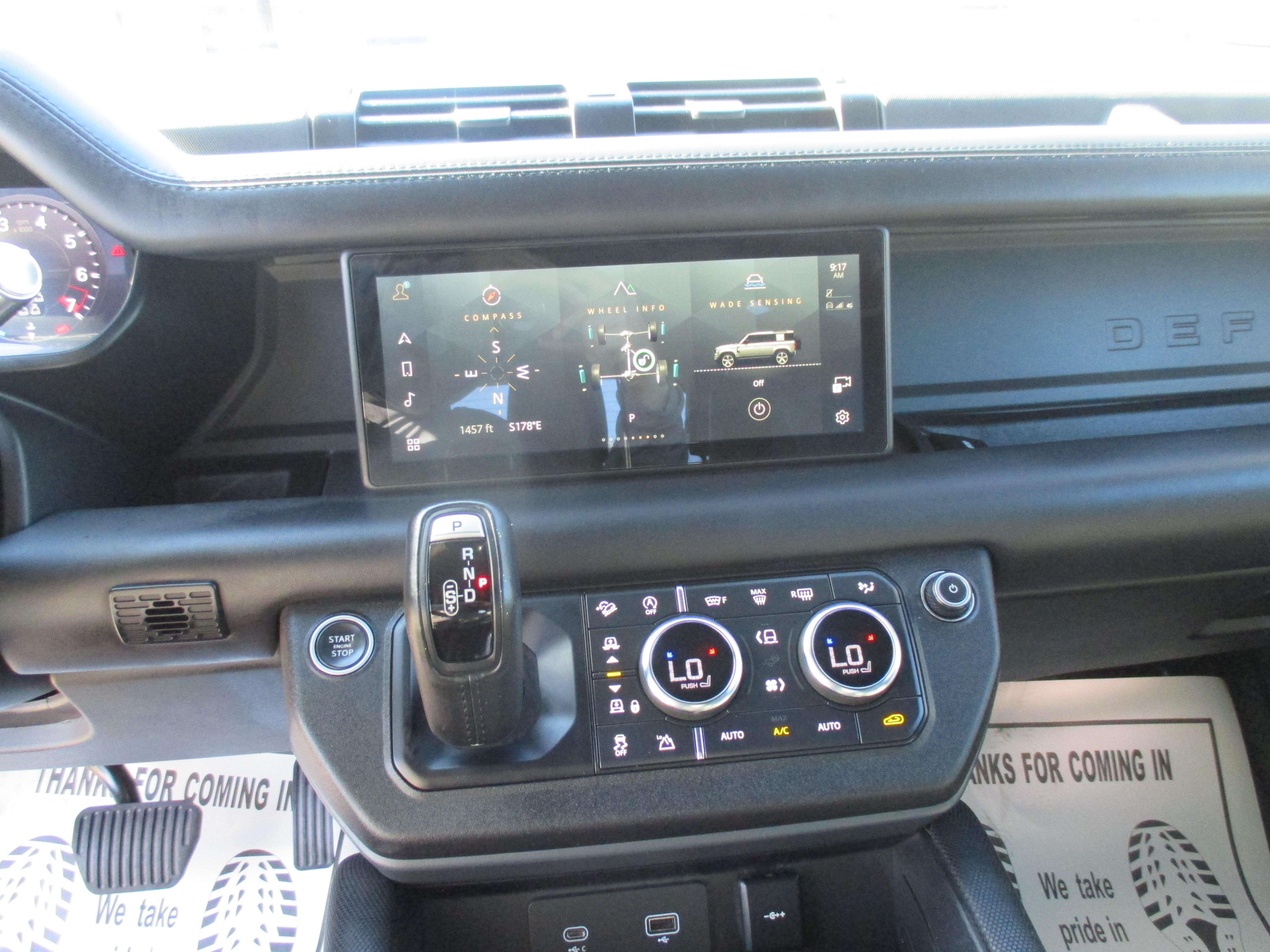 Used 2021 Land Rover Defender 110 X-Dynamic HSE AWD/4WD image 7