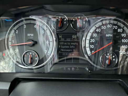 Used 2009 Dodge Ram 1500 Truck SLT image 14