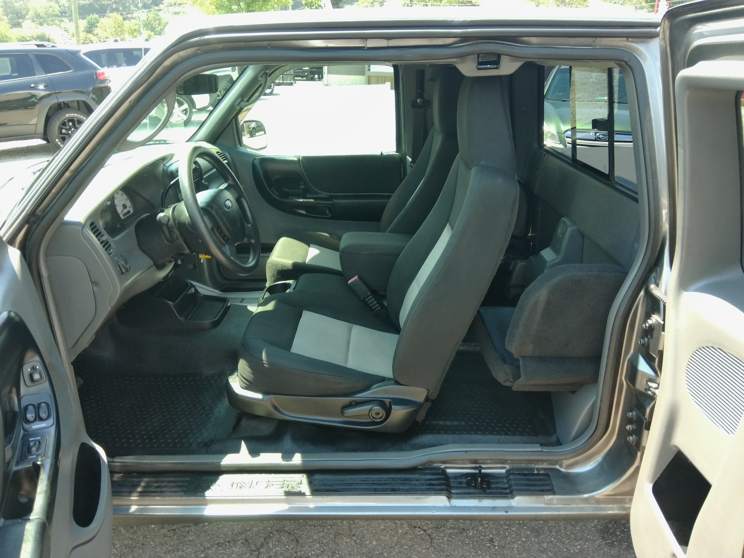 Used 2004 Ford Ranger 4x4 SuperCab Edge image 29