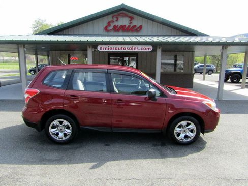 Used 2014 Subaru Forester 2.5i AWD/4WD image 1