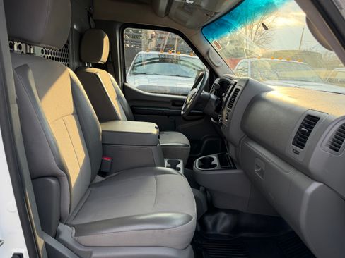 Used 2021 Nissan NV image 20