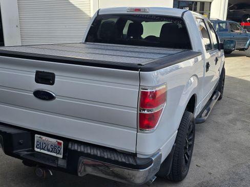 Used 2010 Ford F150 XLT image 8