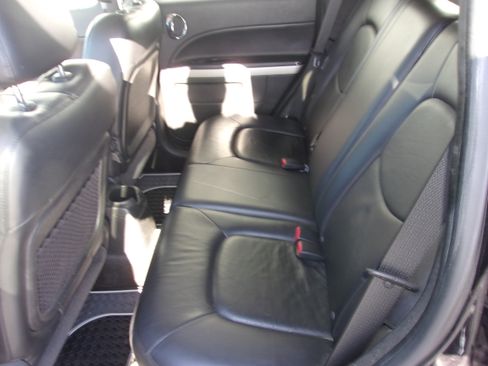 Used 2011 Chevrolet HHR LT image 6