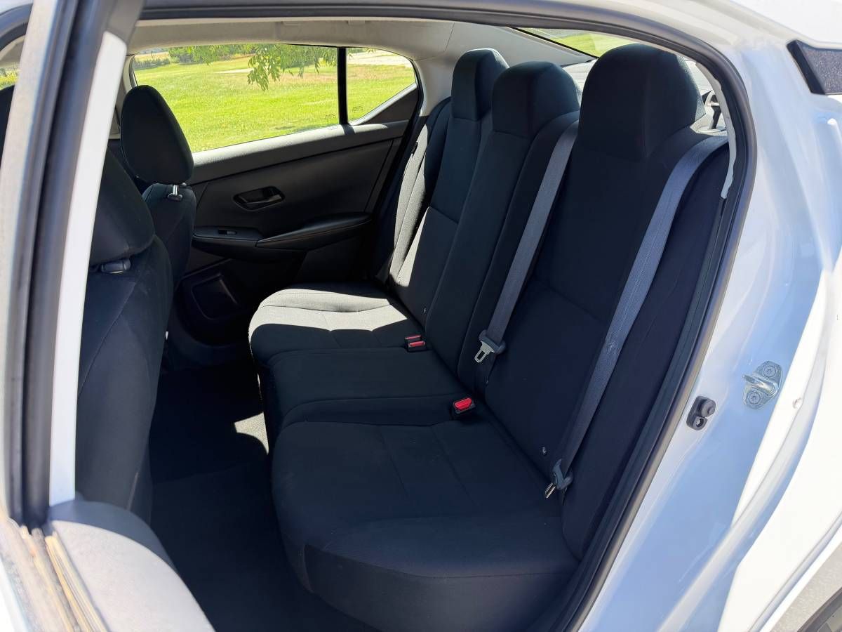 Used 2024 Nissan Sentra S FWD image 18