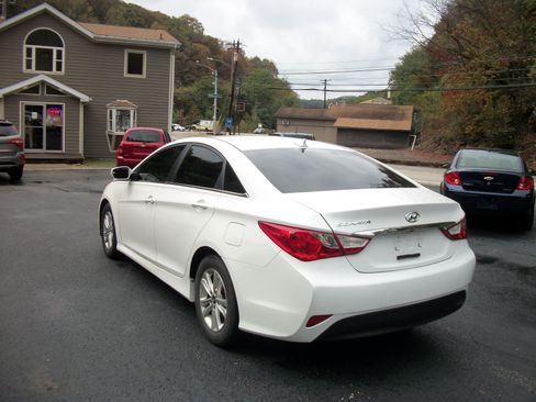 Used 2014 Hyundai Sonata GLS image 3