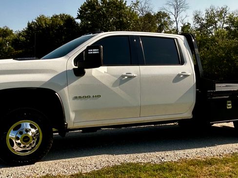 Used 2022 Chevrolet Silverado 3500 4x4 Crew Cab LT image 8