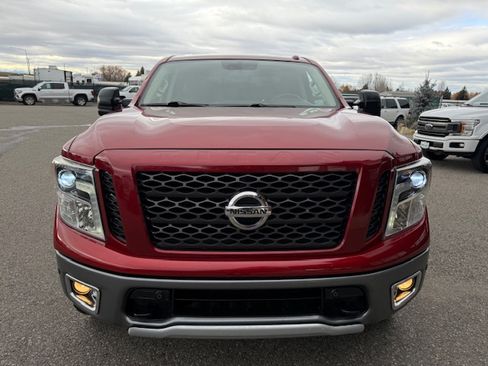 Used 2017 Nissan Titan PRO-4X image 9