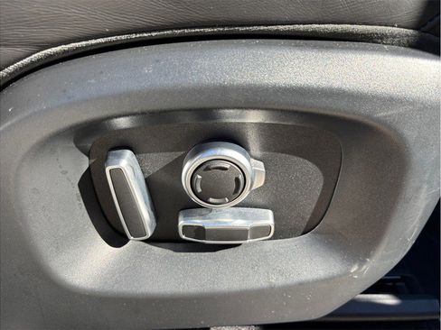 Used 2016 Land Rover Range Rover Sport HSE image 48