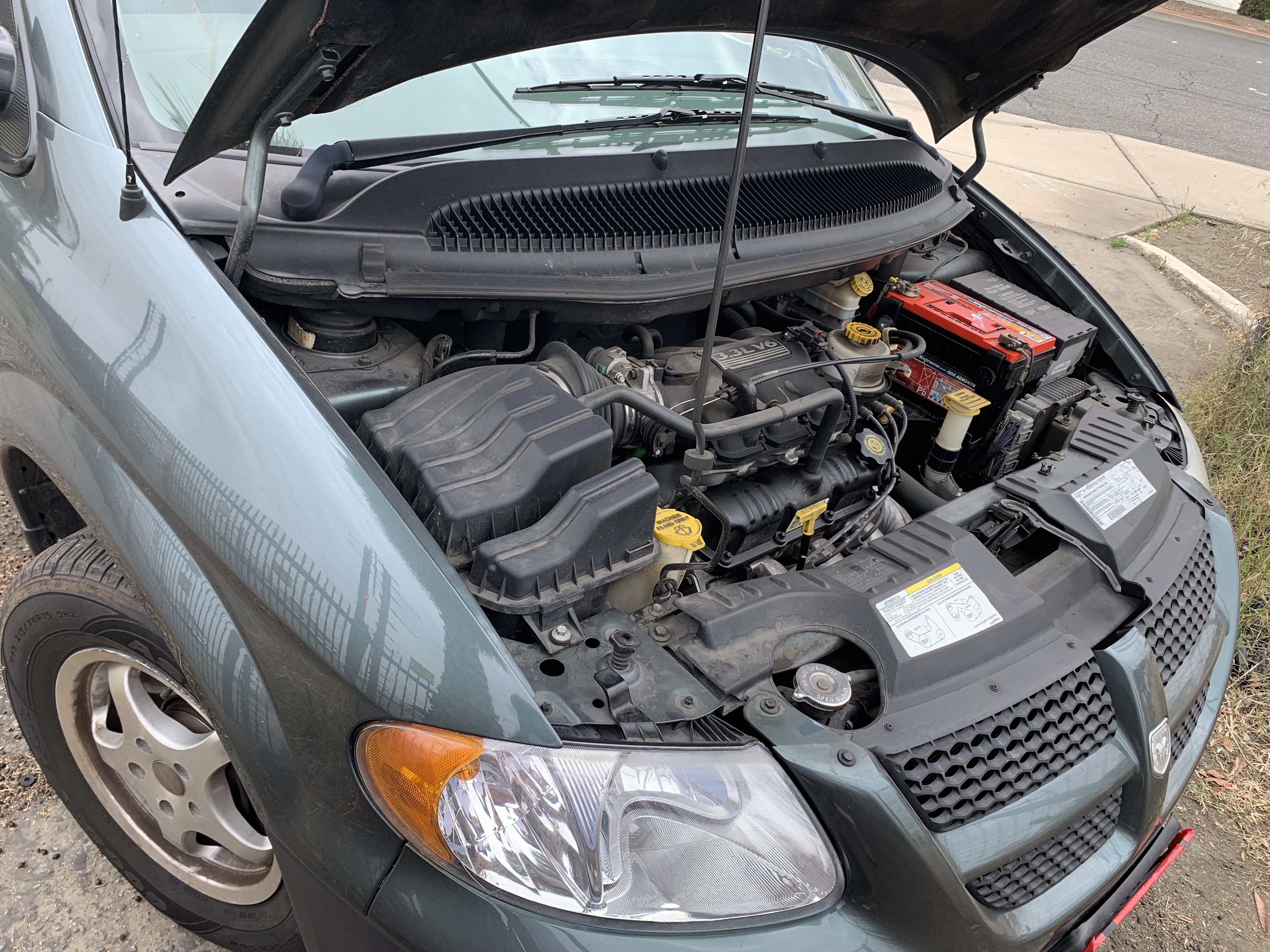 Used 2002 Dodge Caravan SE FWD image 4