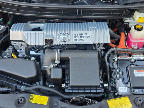 Used 2013 Toyota Prius Persona Series image 36