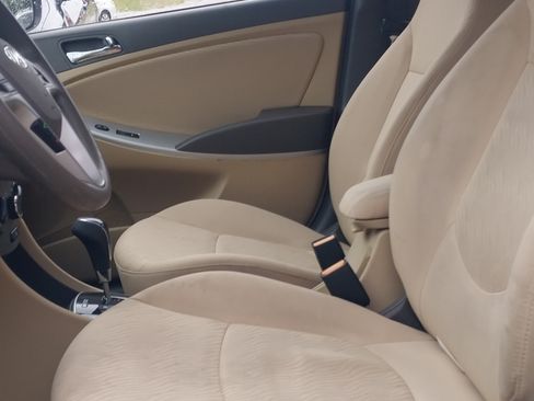 Used 2014 Hyundai Accent GLS image 18