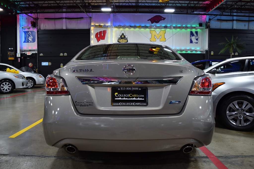 Used 2014 Nissan Altima 2.5 S Sedan FWD image 9