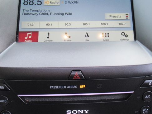 Used 2017 Ford Edge Titanium image 13