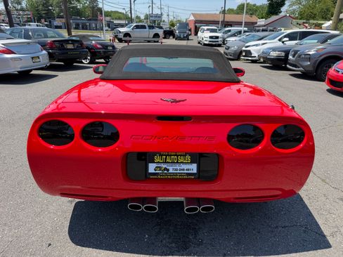 Used 1999 Chevrolet Corvette Convertible RWD image 31