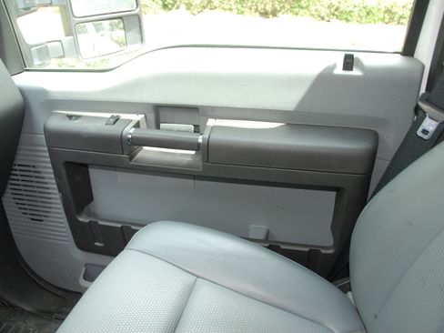 Used 2016 Ford F250 XLT image 25