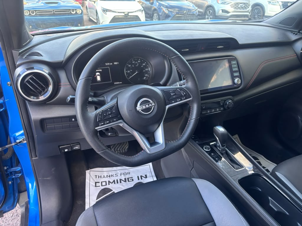 Used 2023 Nissan Kicks SR FWD image 14