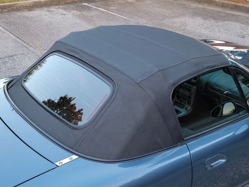 Used 2005 MAZDA MX-5 Miata UNAVAIL RWD image 19