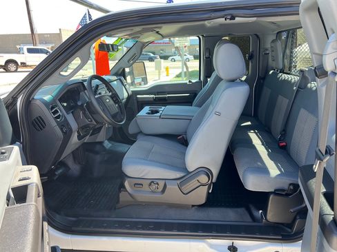 Used 2012 Ford F250 2WD SuperCab Super Duty image 7