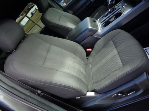 Used 2015 Ford F150 Sport image 44