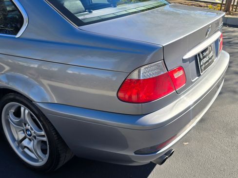 Used 2006 BMW 330Ci image 34
