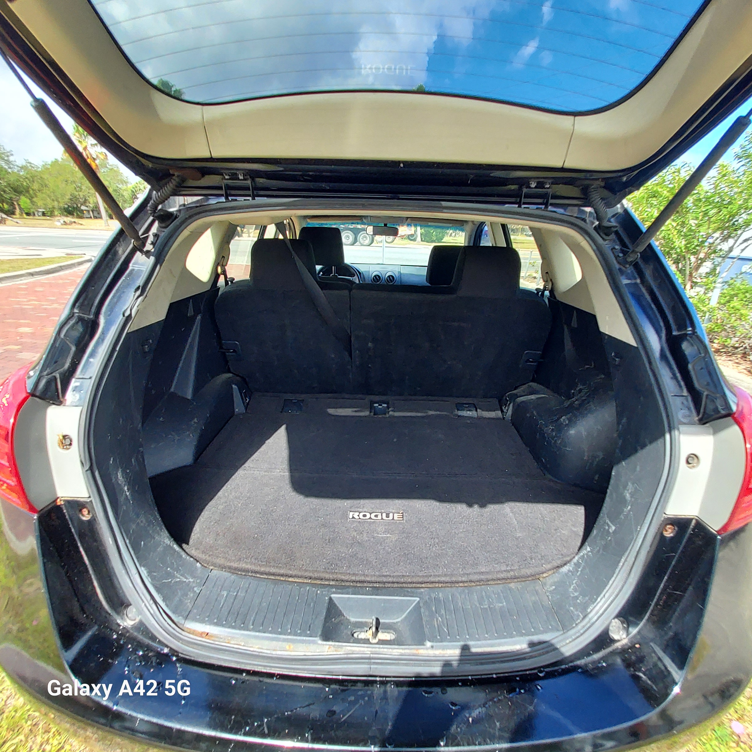 Used 2013 Nissan Rogue S FWD image 7