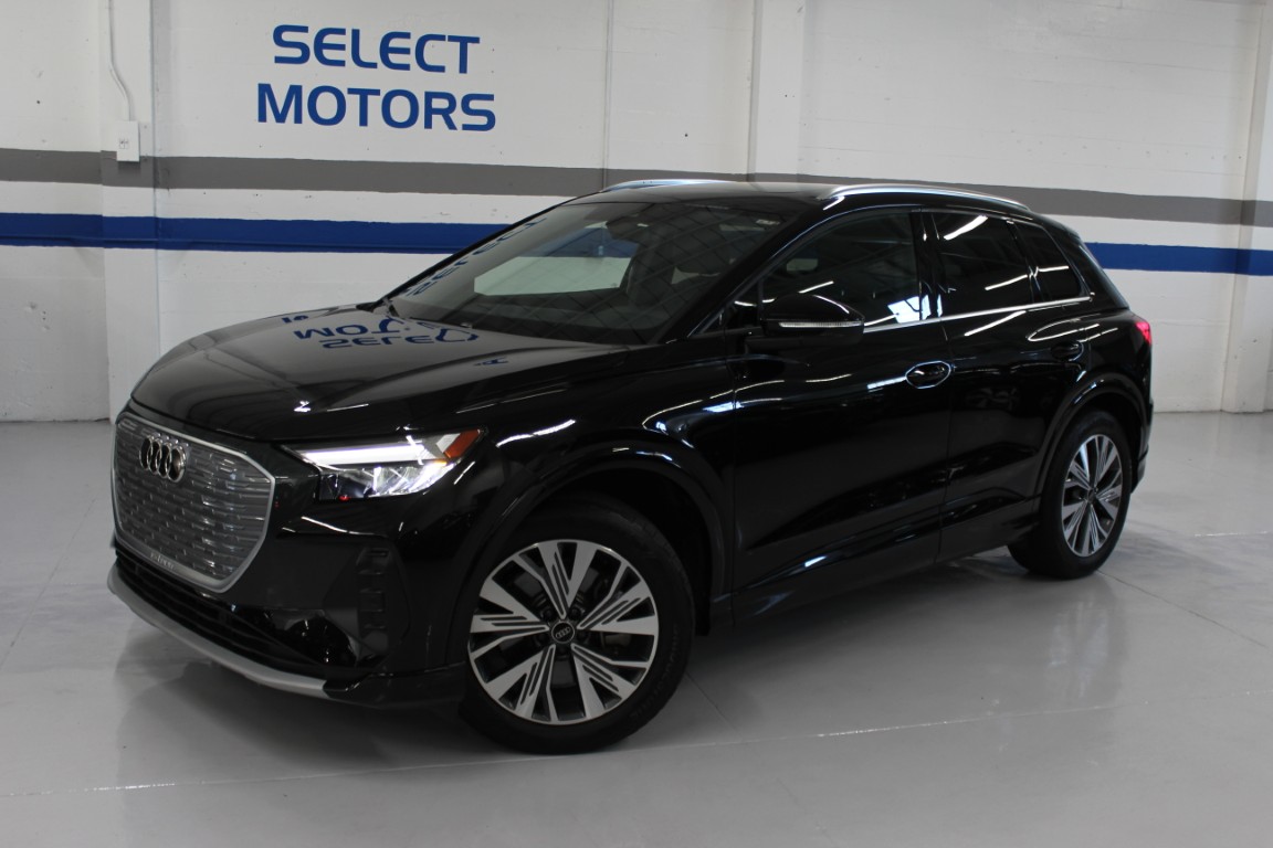 Used 2023 Audi Q4 e-tron Premium RWD image 3