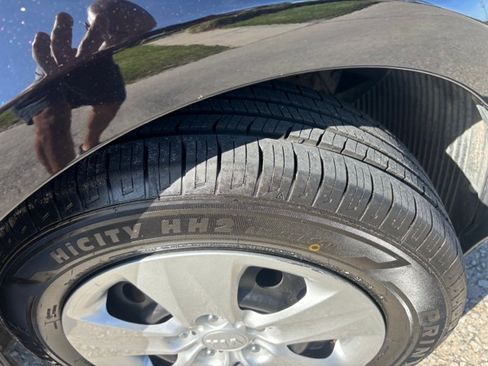 Used 2018 Kia Forte LX image 8