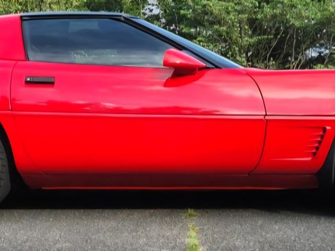 Used 1995 Chevrolet Corvette Premium Cpe w/ 3LT image 1