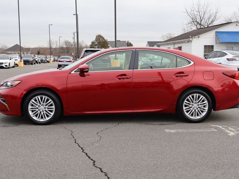 Used 2016 Lexus ES 350 Premium image 5