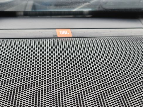 Used 2020 Toyota Prius Prime Limited image 30