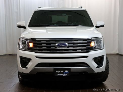 Used 2019 Ford Expedition Max XLT w/ Equipment Group 201A image 5