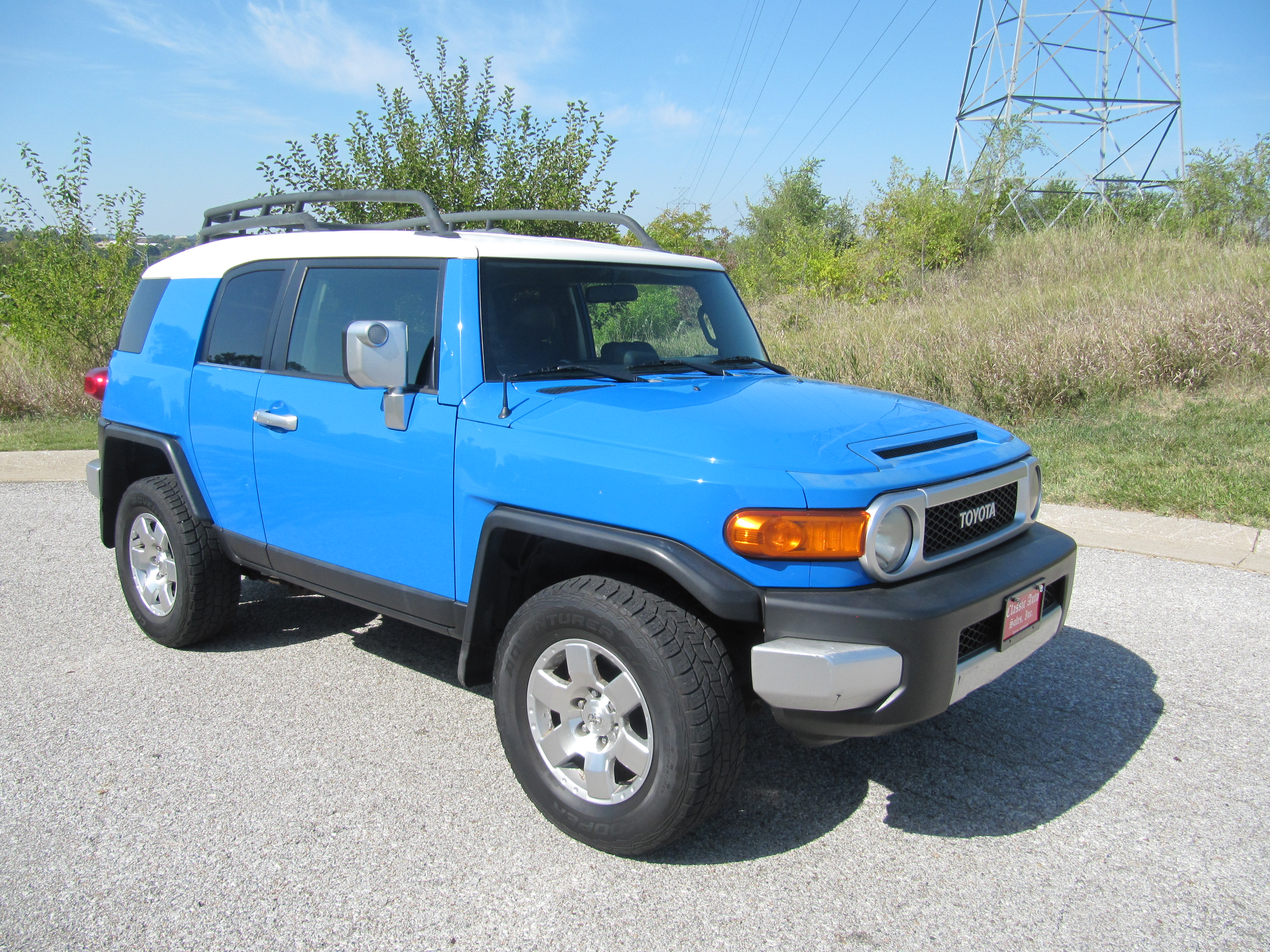 Used 2007 Toyota FJ Cruiser AWD/4WD image 10