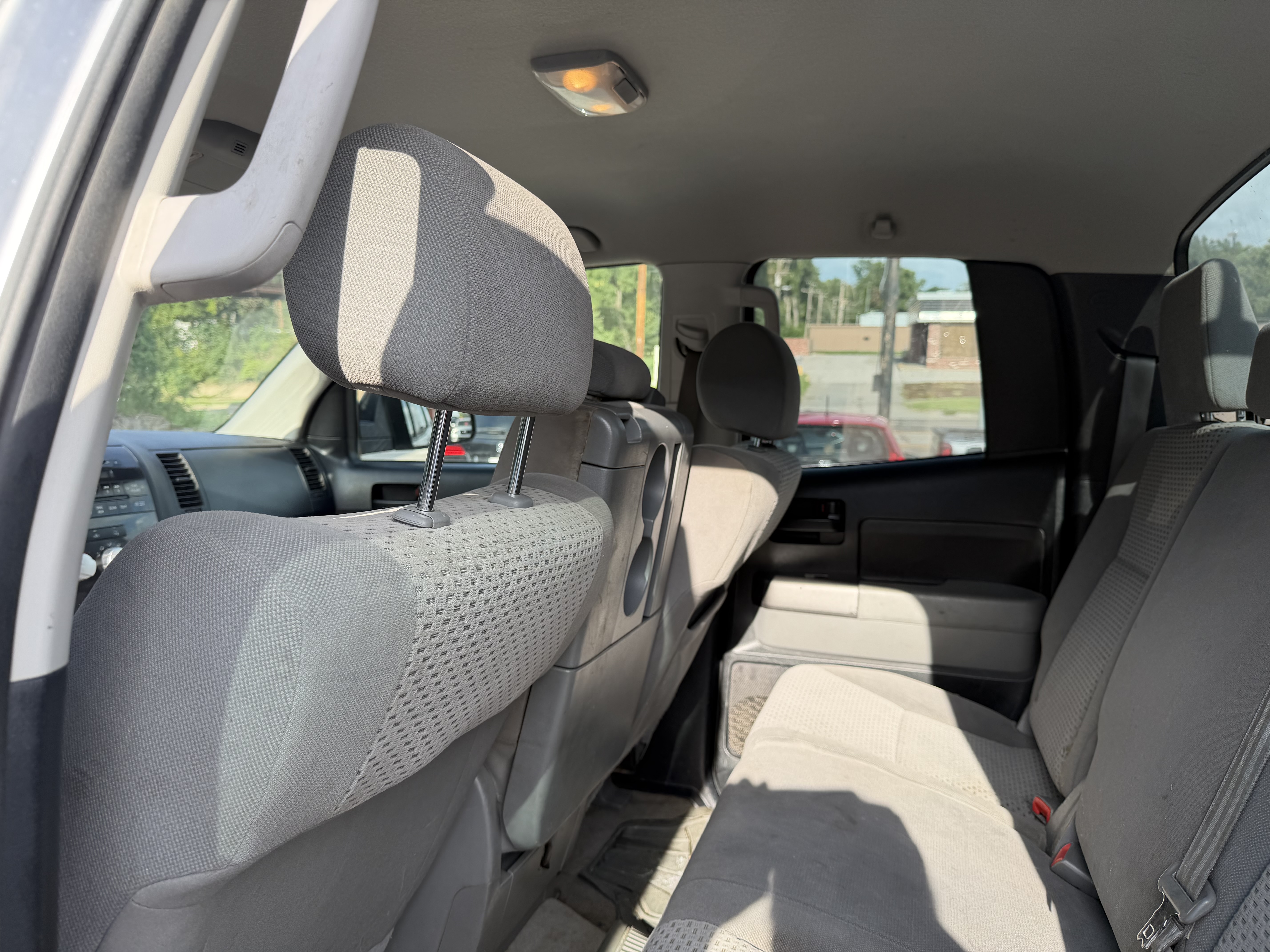 Used 2011 Toyota Tundra 4x4 Double Cab image 13