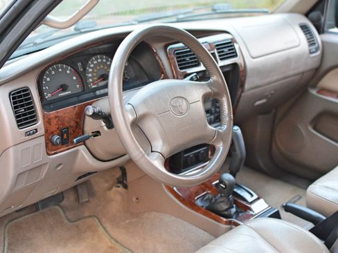 Used 1999 Toyota 4Runner Limited image 19